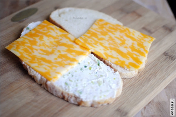 Горячий бутерброд с сыром и перцем