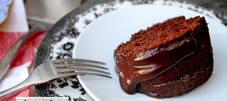Ароматный пирог с домашним шоколадным кремом.