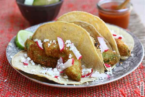 Жареный авокадо Tacos