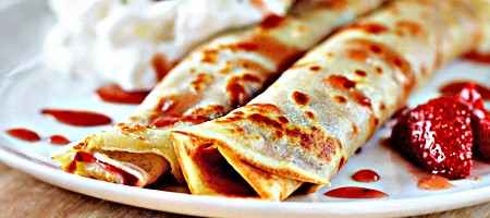Блинчики с фруктовым джемом
