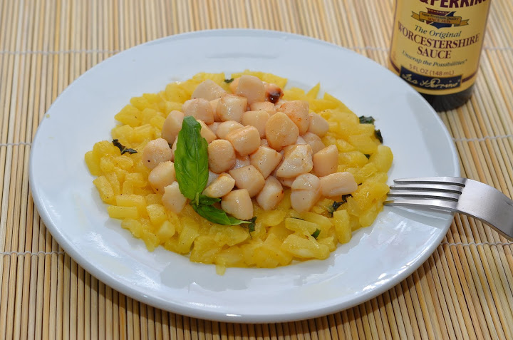 Морские гребешки с ананасом