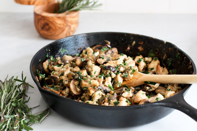 Куриная лазанья с розмарином