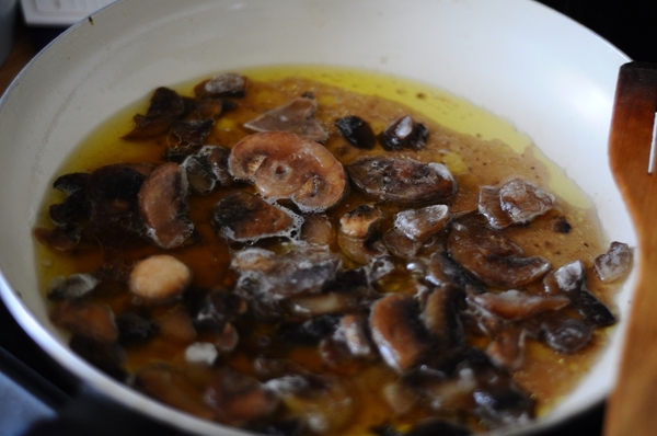 Лазанья с куриным фаршем и грибами