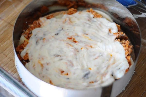 Лазанья с куриным фаршем и грибами