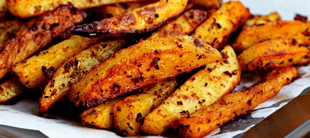 Жареный картофель со специями