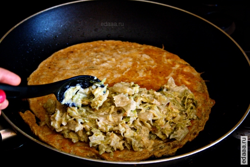 Омлет с капустной начинкой