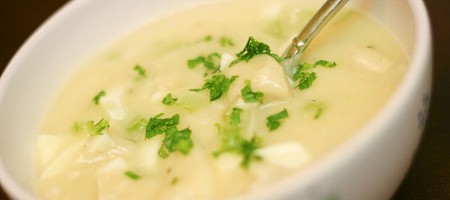 Кремовый суп с курицей и тестом