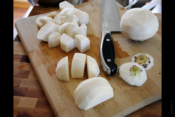 Ячменный суп с говядиной и овощами