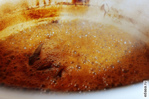 Свиное жаркое с яблоками