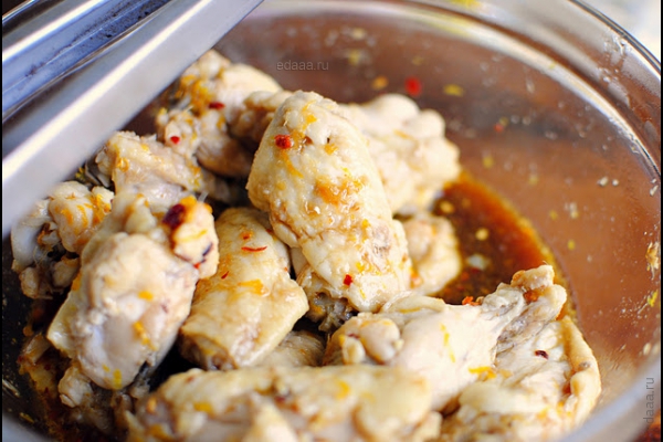 Пряные куриные крылышки