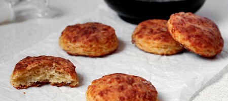Пикантное печенье с острым вкусом.