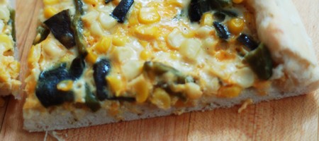 Вкусная и сытная пицца на скорую руку