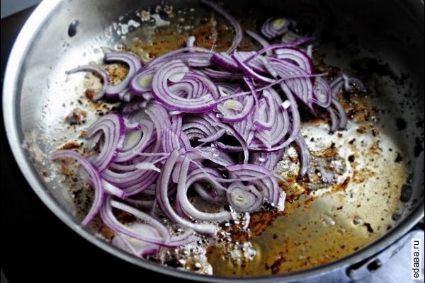 Карамельный лук