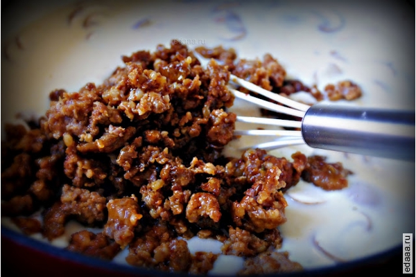 Макароны с фаршем и вялеными помидорами