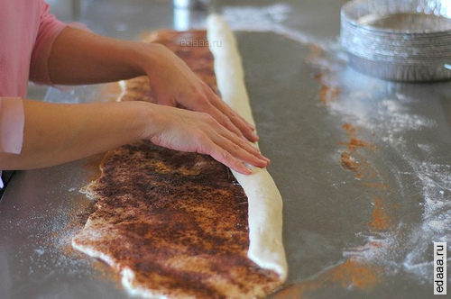 Коричные рулетики