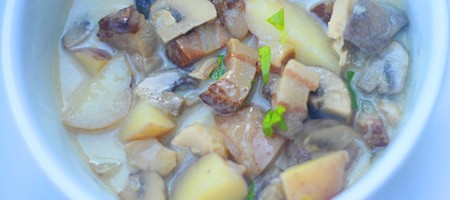 Сытный и вкусный супчик с моллюсками.