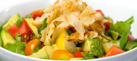Оригинальный теплый салат из привычных продуктов