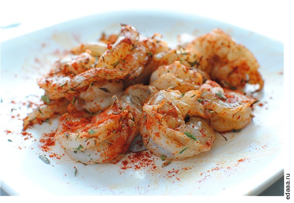 Жареные креветки с соусом