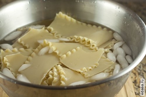 Колбасная лазанья