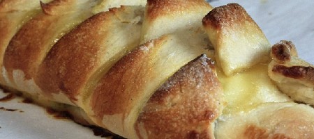 Аппетитный сладкий хлеб