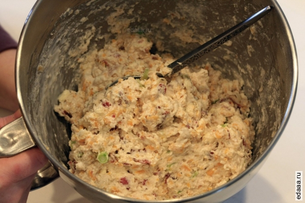 Сырные булочки с беконом и зеленым луком