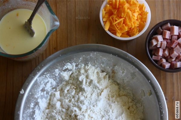 Кексы с ветчиной и сыром