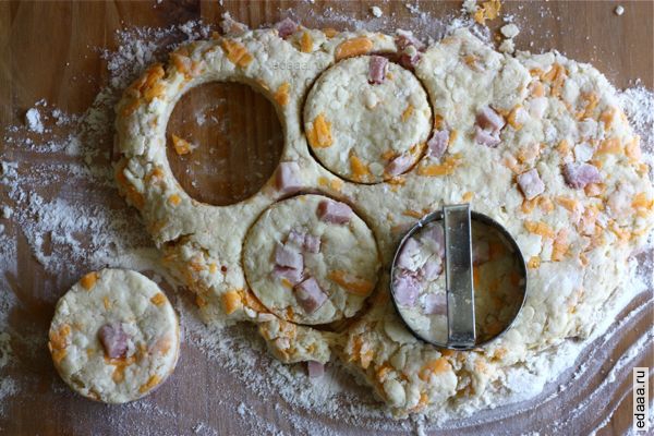 Кексы с ветчиной и сыром