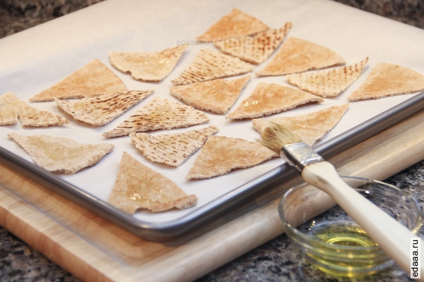 Чипсы с пармезаном
