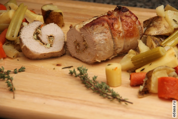 Жареная свинина с овощами