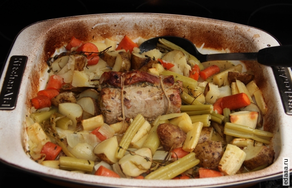 Жареная свинина с овощами