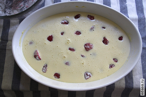 Клубничный клафути