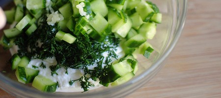 Греческий салат с огурцами